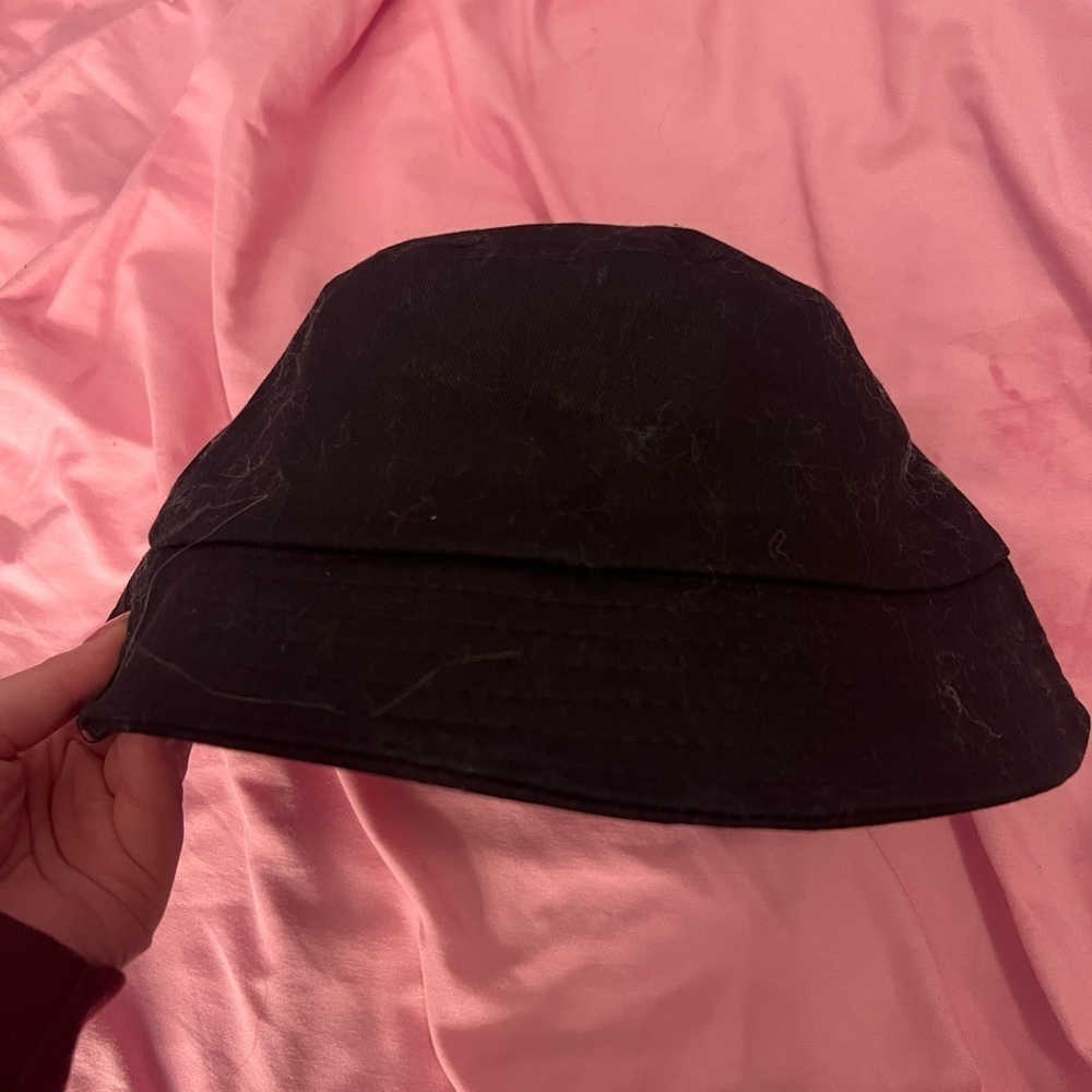 Bucket hat - Picture 3 of 3